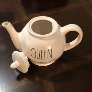 Rae Dunn Tea Pot